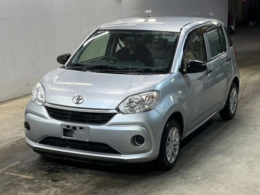 Toyota passo 2016