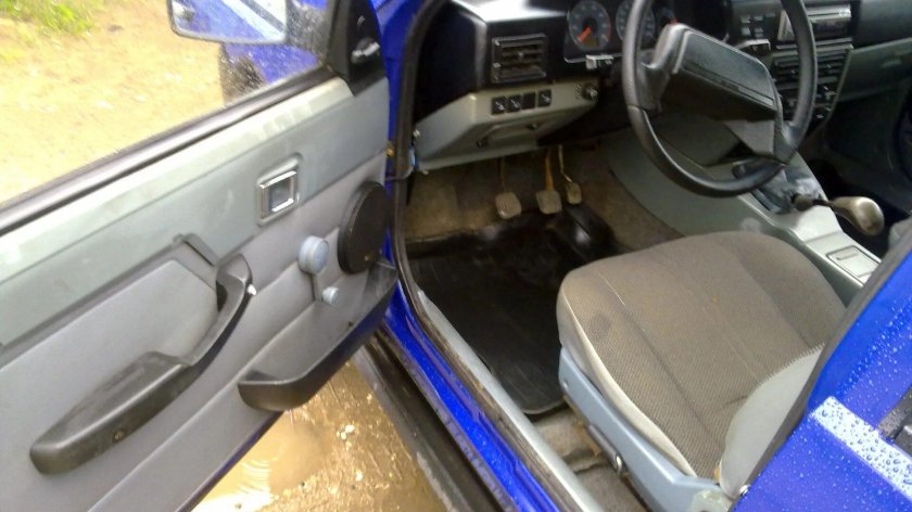 ИЖ 2126 салон