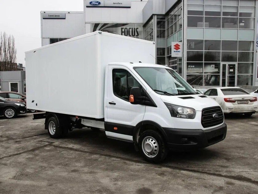 Форд Транзит 2018 грузовой фургон