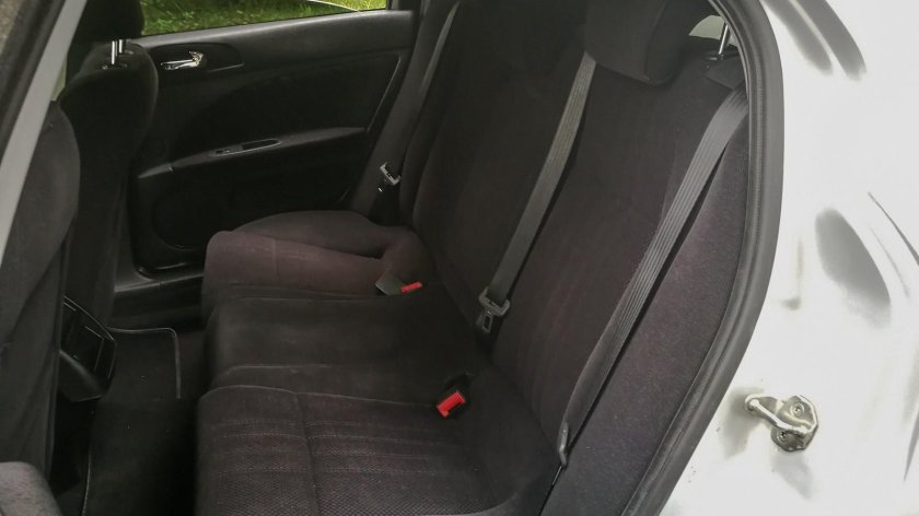 Альфа Ромео 159 салон тканевые сиденья