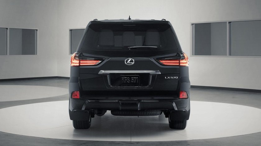 Лексус ЛХ 570