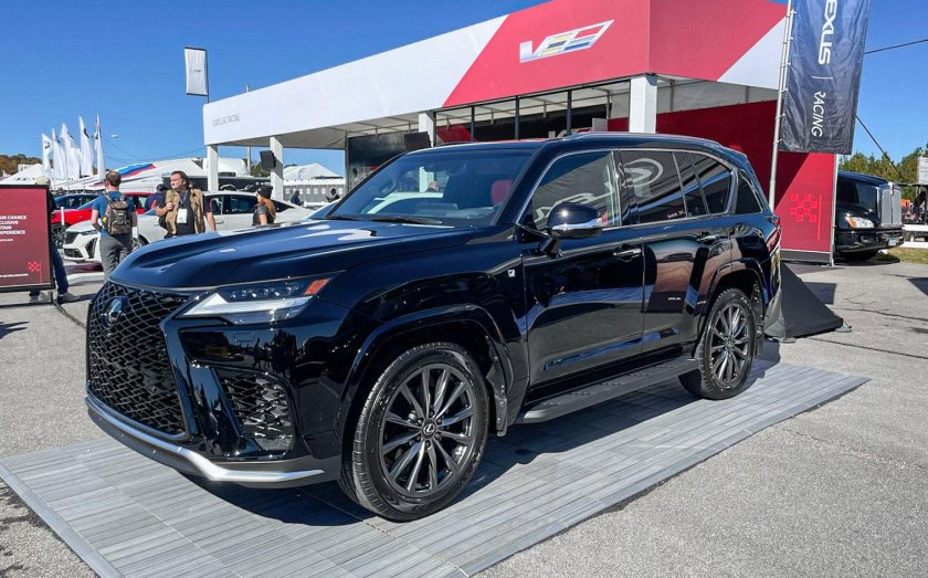 Lexus LX 600 F-Sport