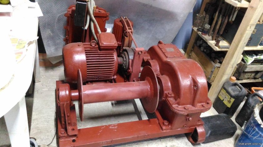 Лебедка электрическая с редуктором РМ 250