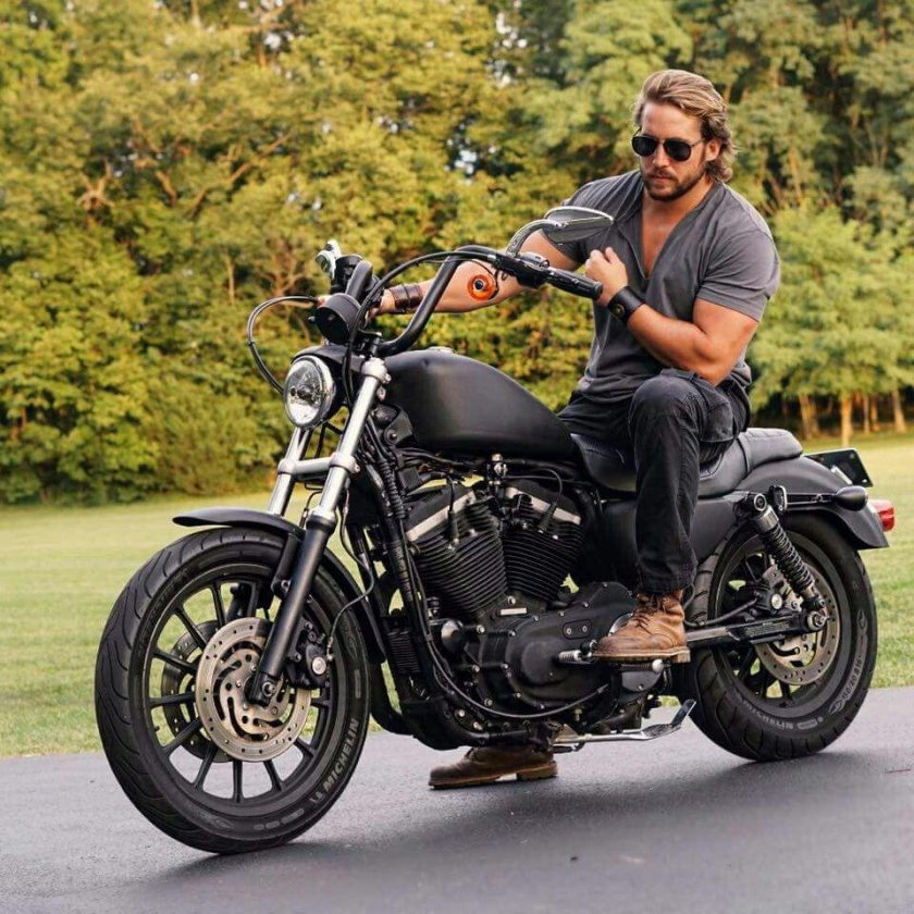 Харлей Дэвидсон чоппер