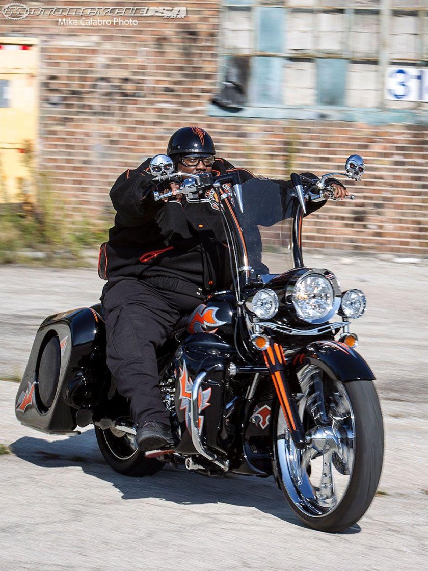 Мотоцикл Harley Davidson