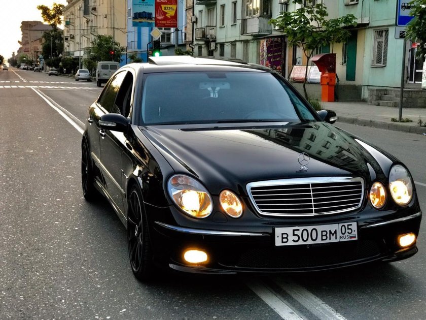 Mercedes w211 Дагестанская