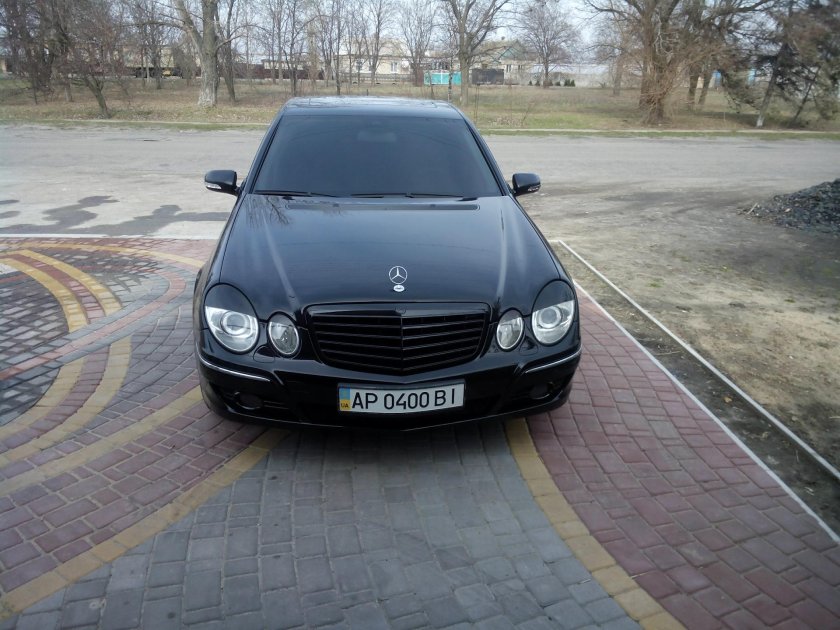 Мерседес 211 тонированный