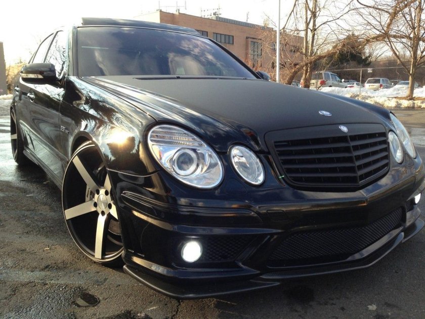 Мерседес 211 6.3 AMG