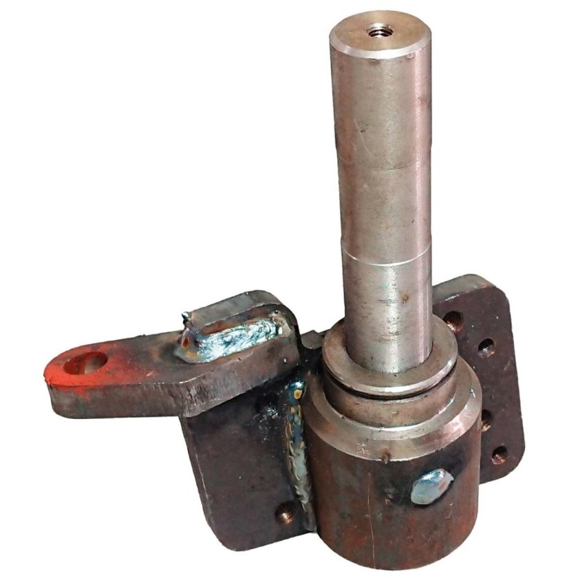 Втулки поворотной цапфы Уралец 220