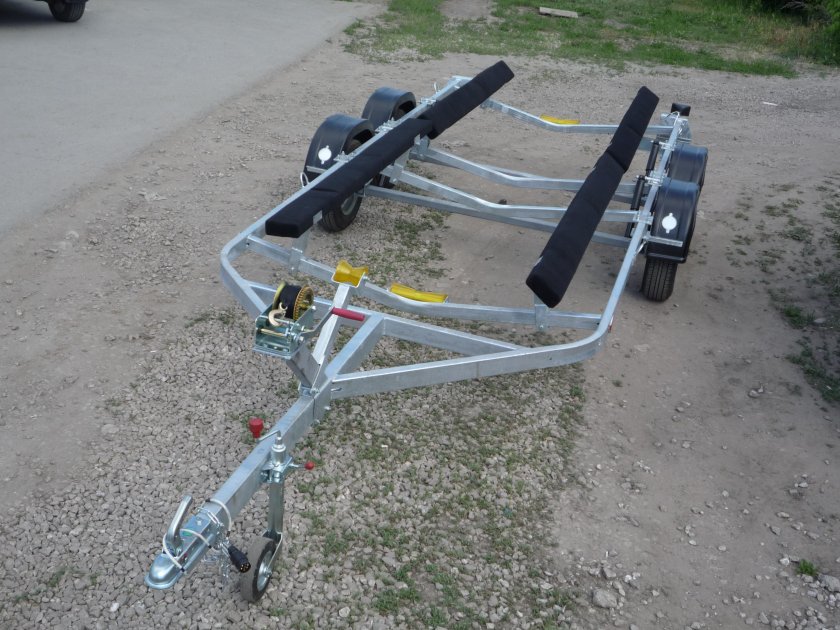 Лодочный прицеп Атлетик 4.2 712018