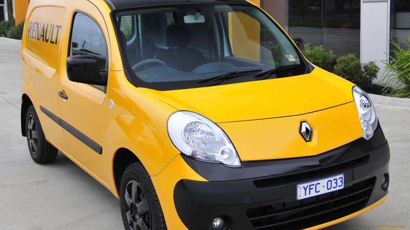 Рено Кангу желтый