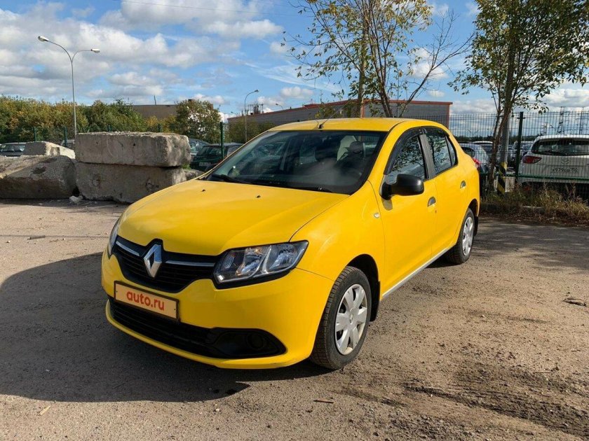 Renault Logan жёлтый