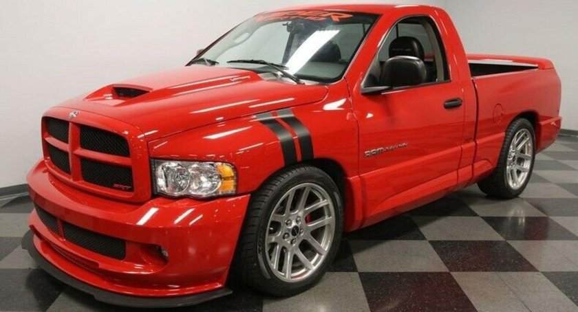 Dodge Ram srt-10