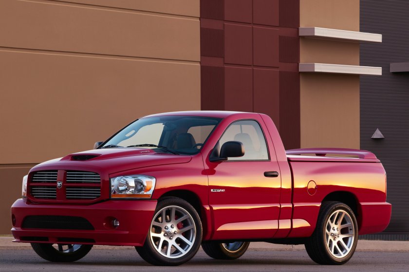 Dodge Ram 1500 srt-10