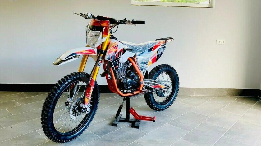 Регулмото Атлет 250 19 16