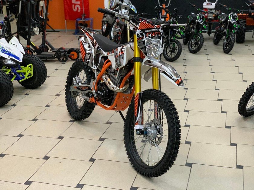 Мотоцикл Regulmoto athlete 250