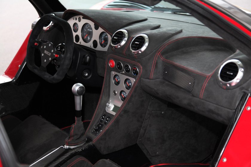 2m-Designs Gumpert Apollo s