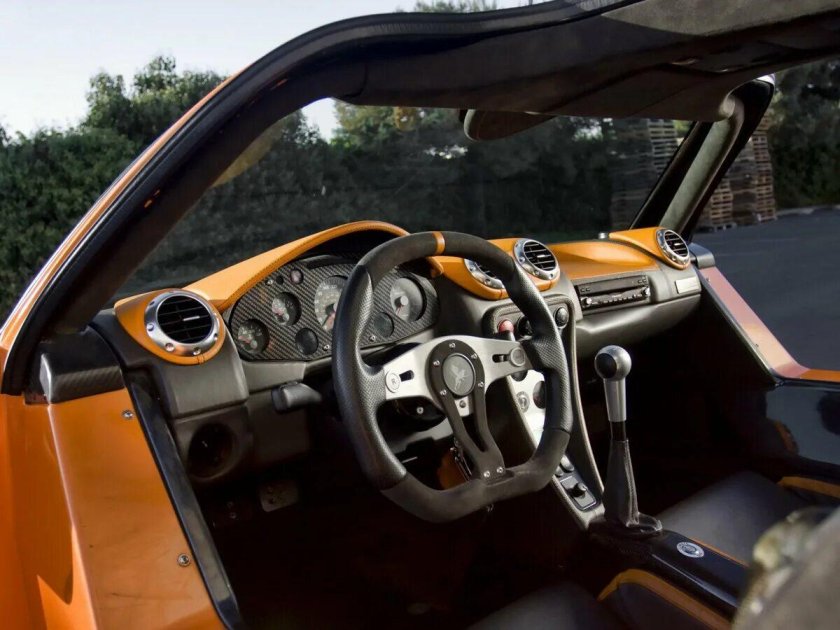 Gumpert Apollo салон