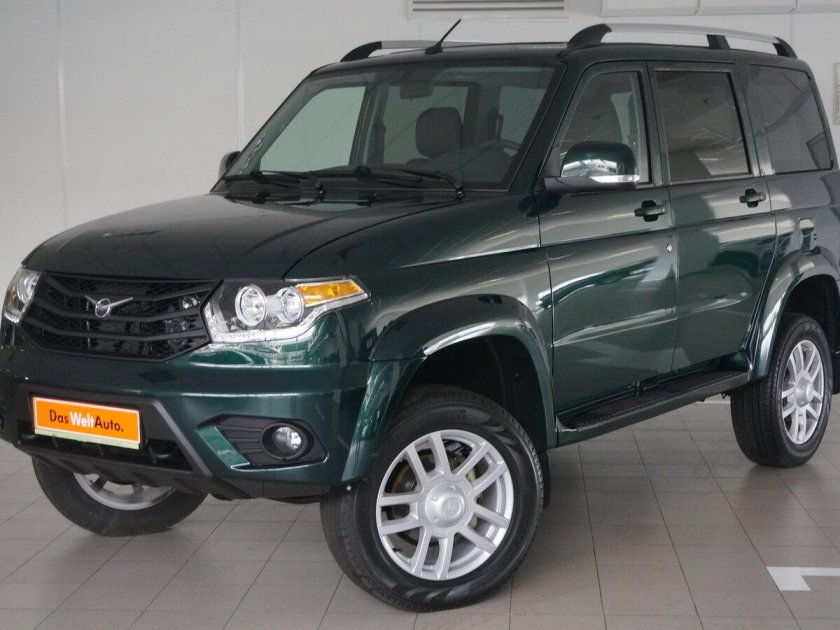 УАЗ Патриот 2020 зеленый