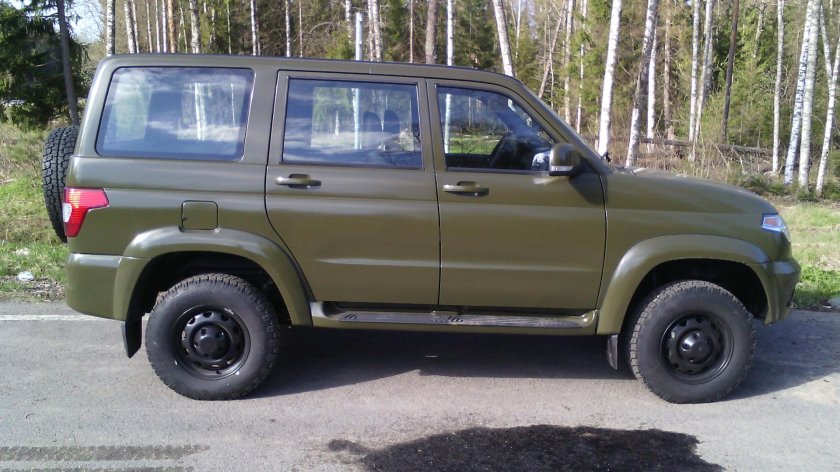 УАЗ Патриот 2021 зеленый металлик