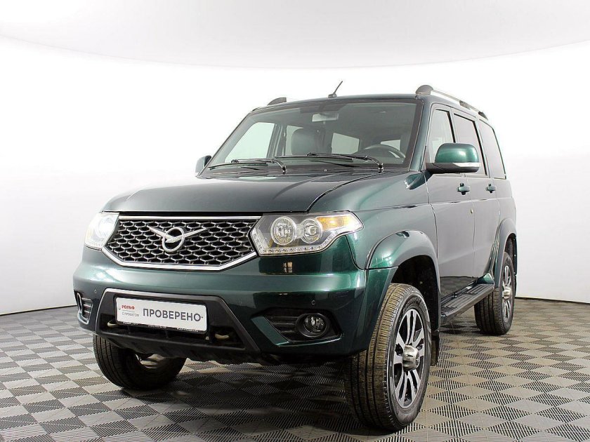 УАЗ Патриот 2022 зеленый