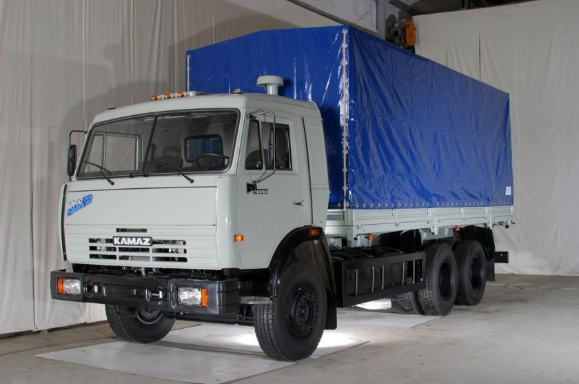 КАМАЗ 53215 бортовой