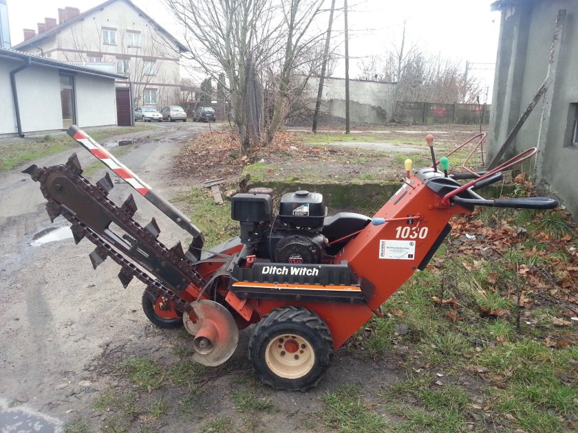 Траншеекопатель ditch Witch