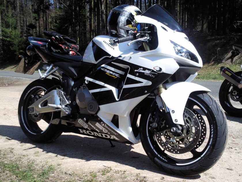Хонда 600rr