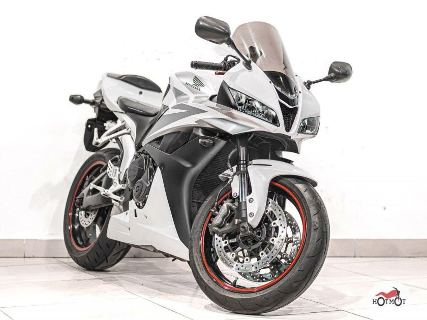 Honda VFR 800 белый