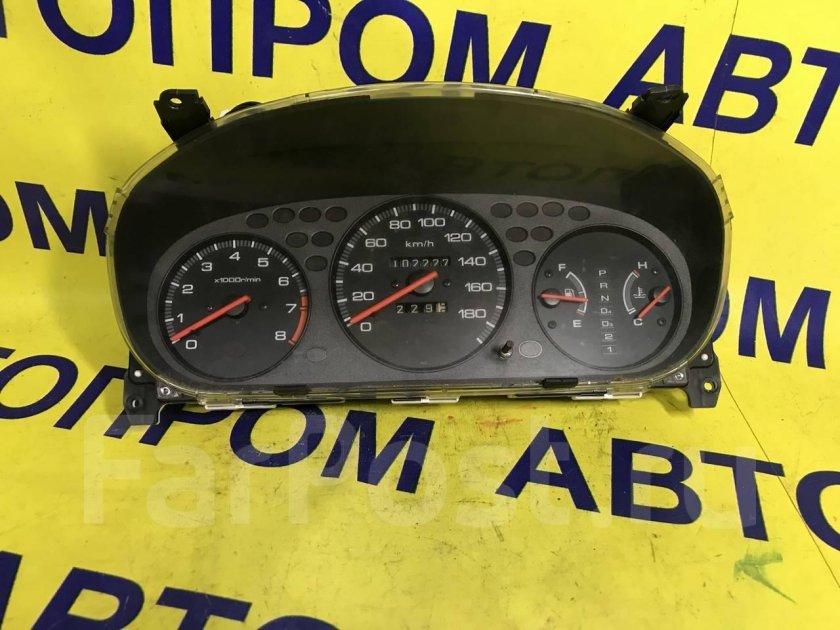 Приборная панель Honda Orthia