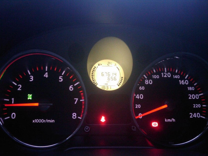 Панель приборов Nissan x-Trail t31