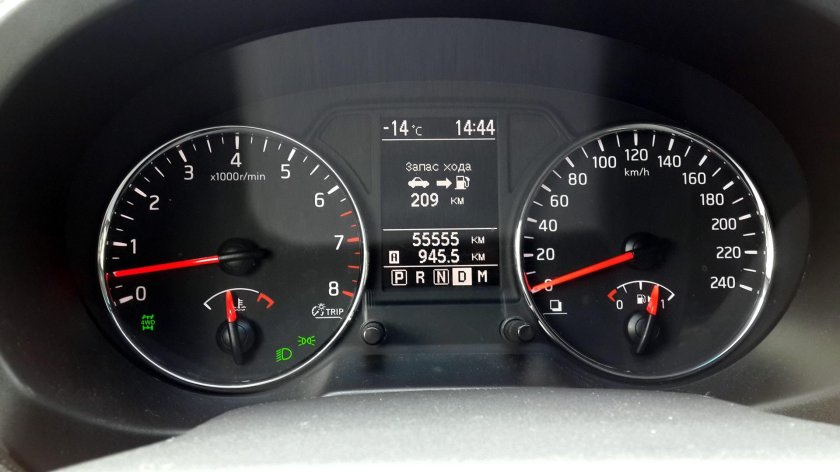 Панель приборов Nissan x-Trail t31