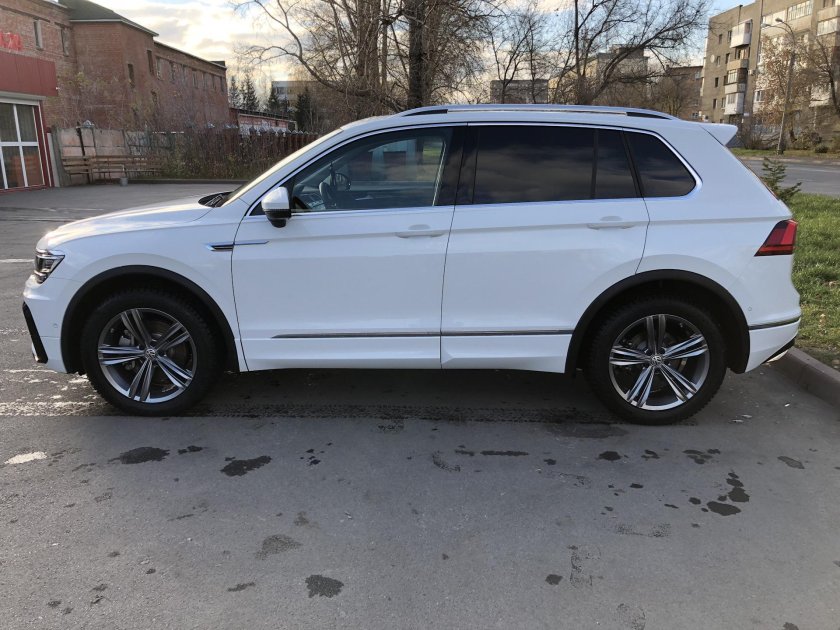 Volkswagen Tiguan диски r19