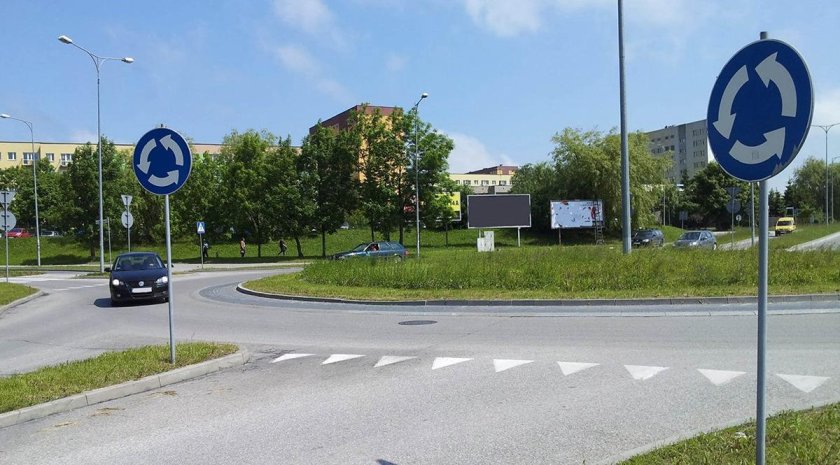 Дорожный знак 4.3 круговое движение