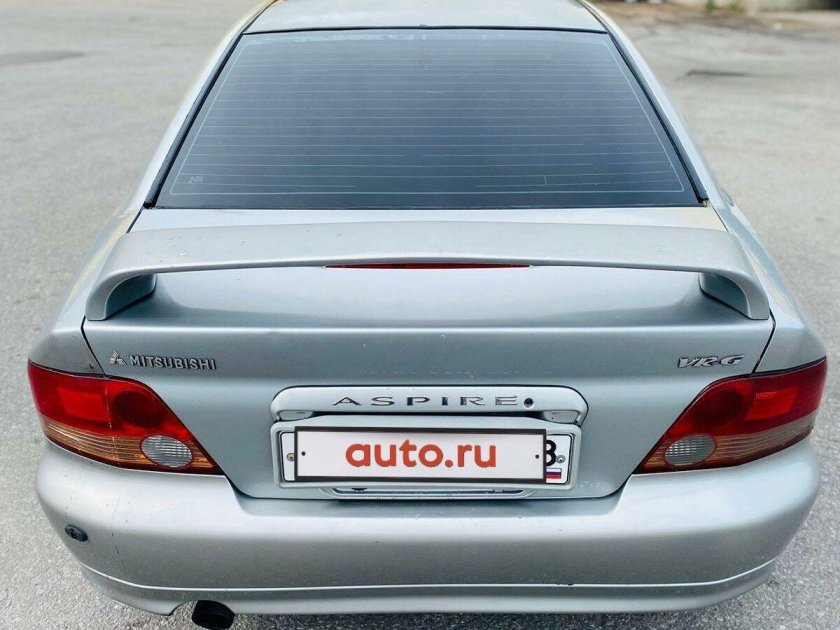 Mitsubishi Aspire 1999