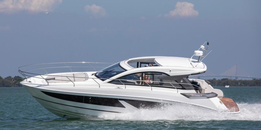 Galeon 300 Fly