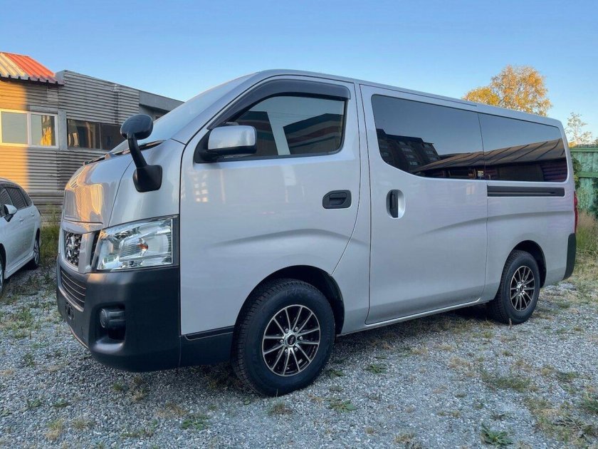Nissan Caravan 1 поколение