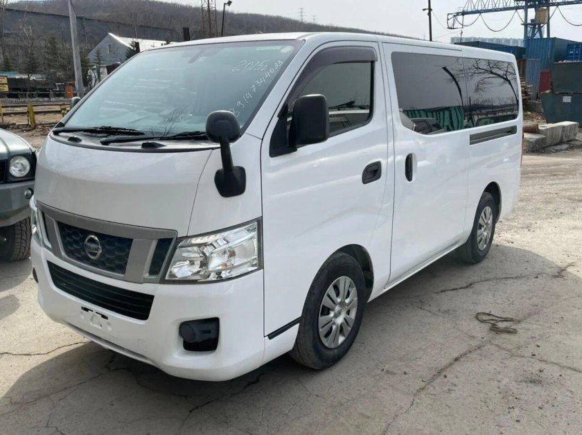 Nissan nv350 Caravan