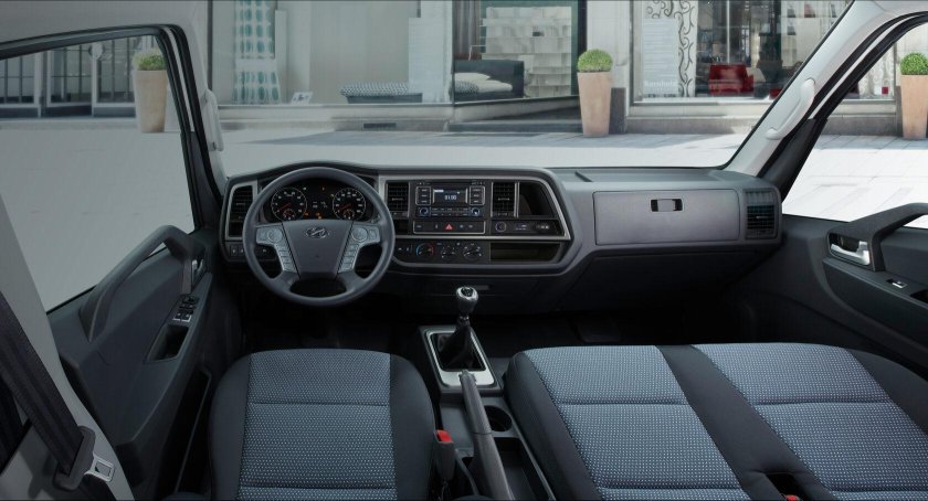 Hyundai Mighty ex8 салон