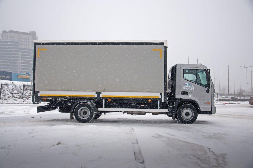 Hyundai Майти ex9