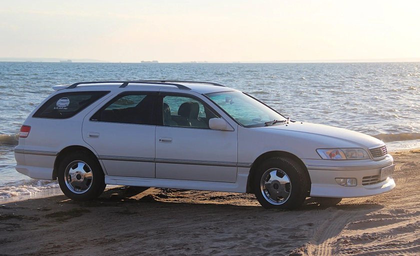 Toyota Mark 2 Wagon Qualis