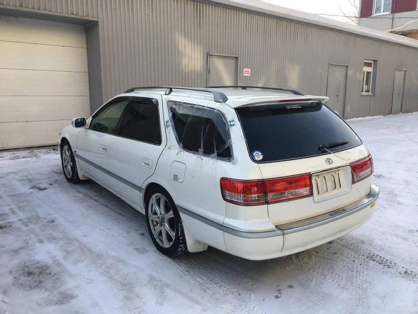 Toyota Mark II Wagon Qualis 2.2