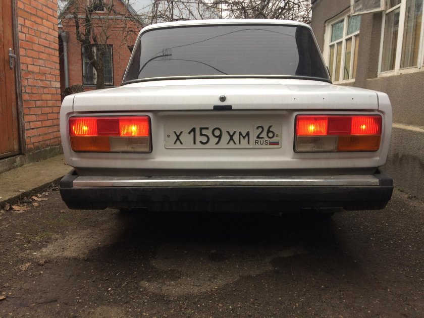 Задние фонари ВАЗ 2107