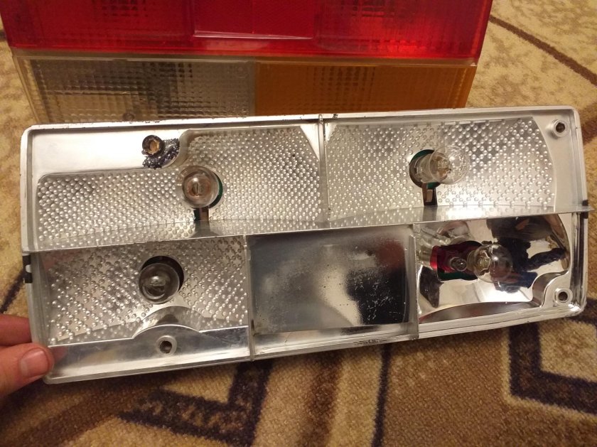 Лампочка заднего хода ВАЗ 2107