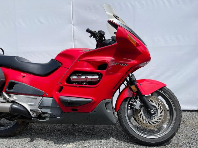 Honda st1100