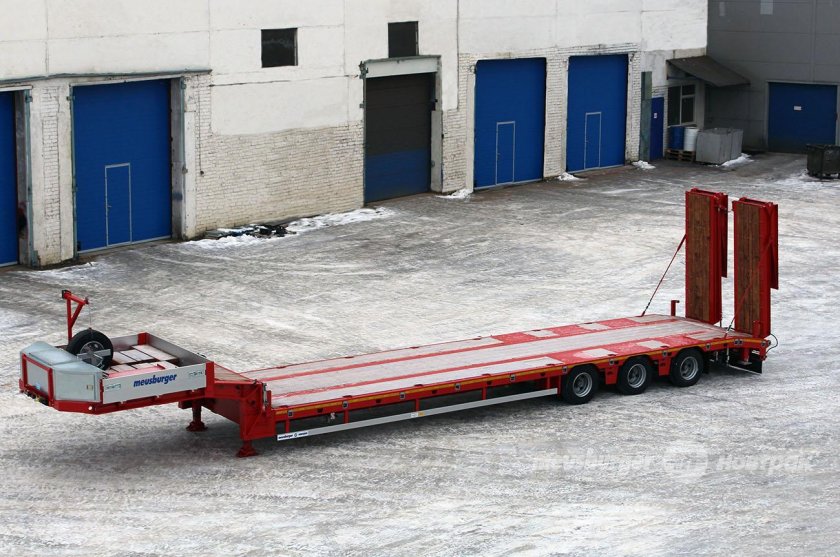 Полуприцеп Бецема трал низкорамный