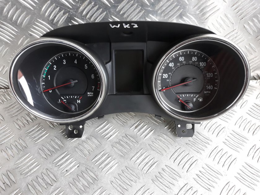 Приборка Jeep