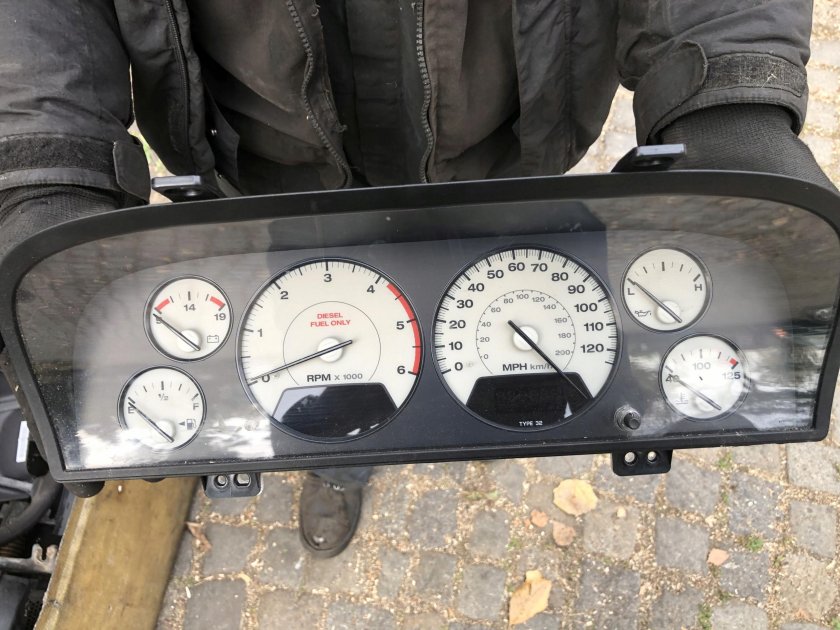 Панель приборов Гранд Чероки