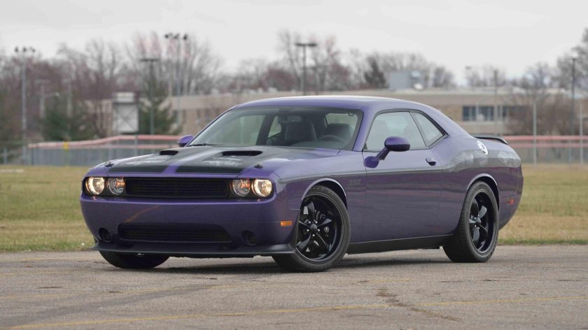 Dodge Challenger srt8 Demon