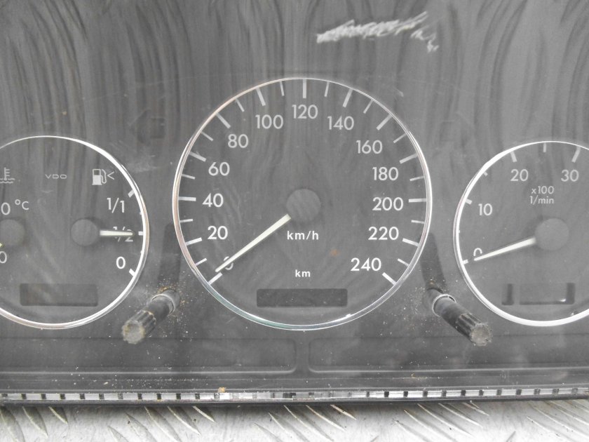 Приборная панель ВАЗ 2107 Мерседес